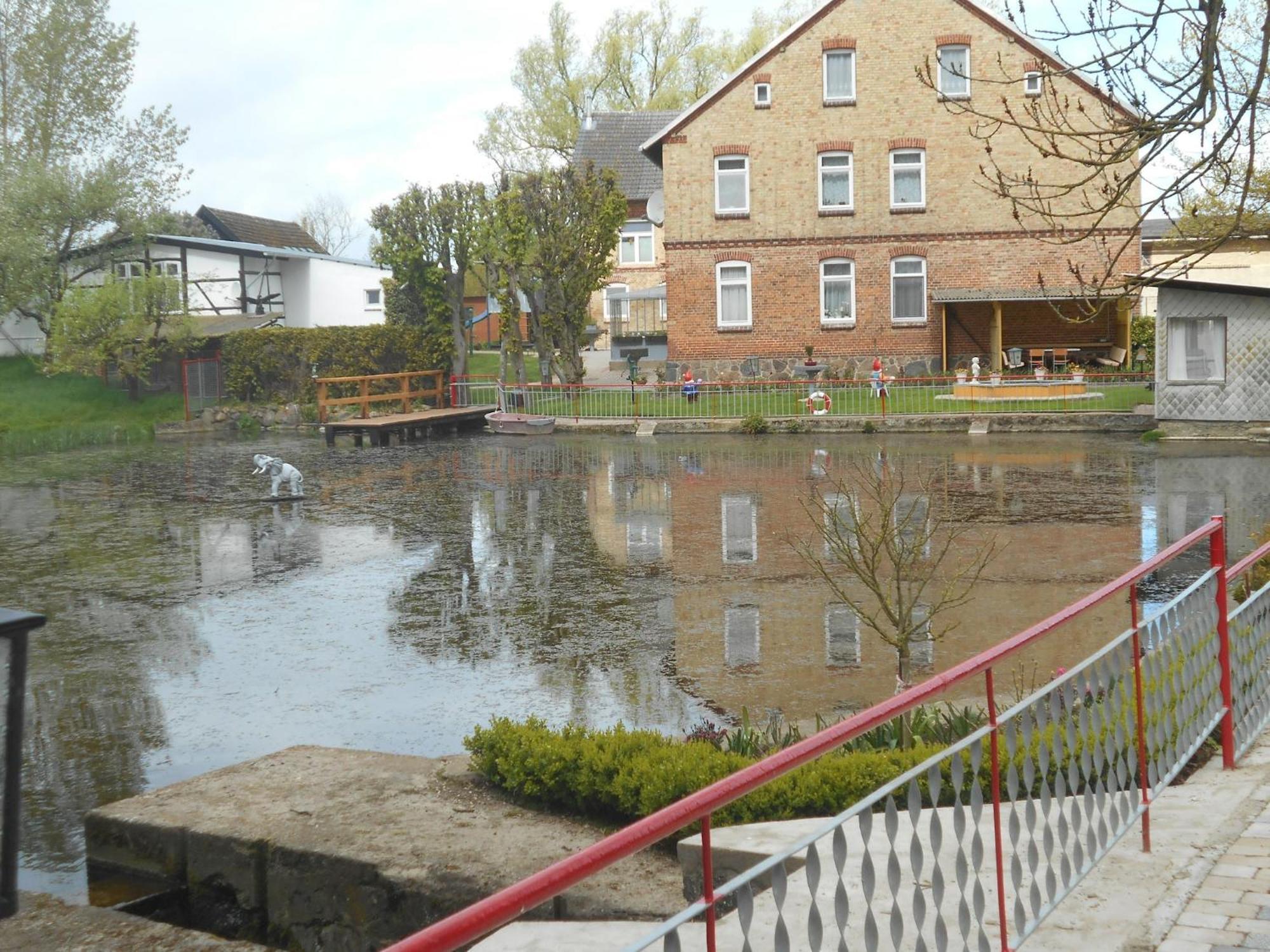 Lake View Apartment In Klein Pravtshagen With Garden المظهر الخارجي الصورة
